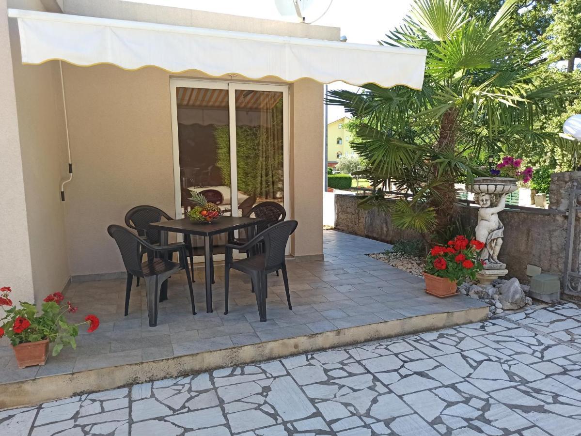 Villa Rea Malinska Luaran gambar