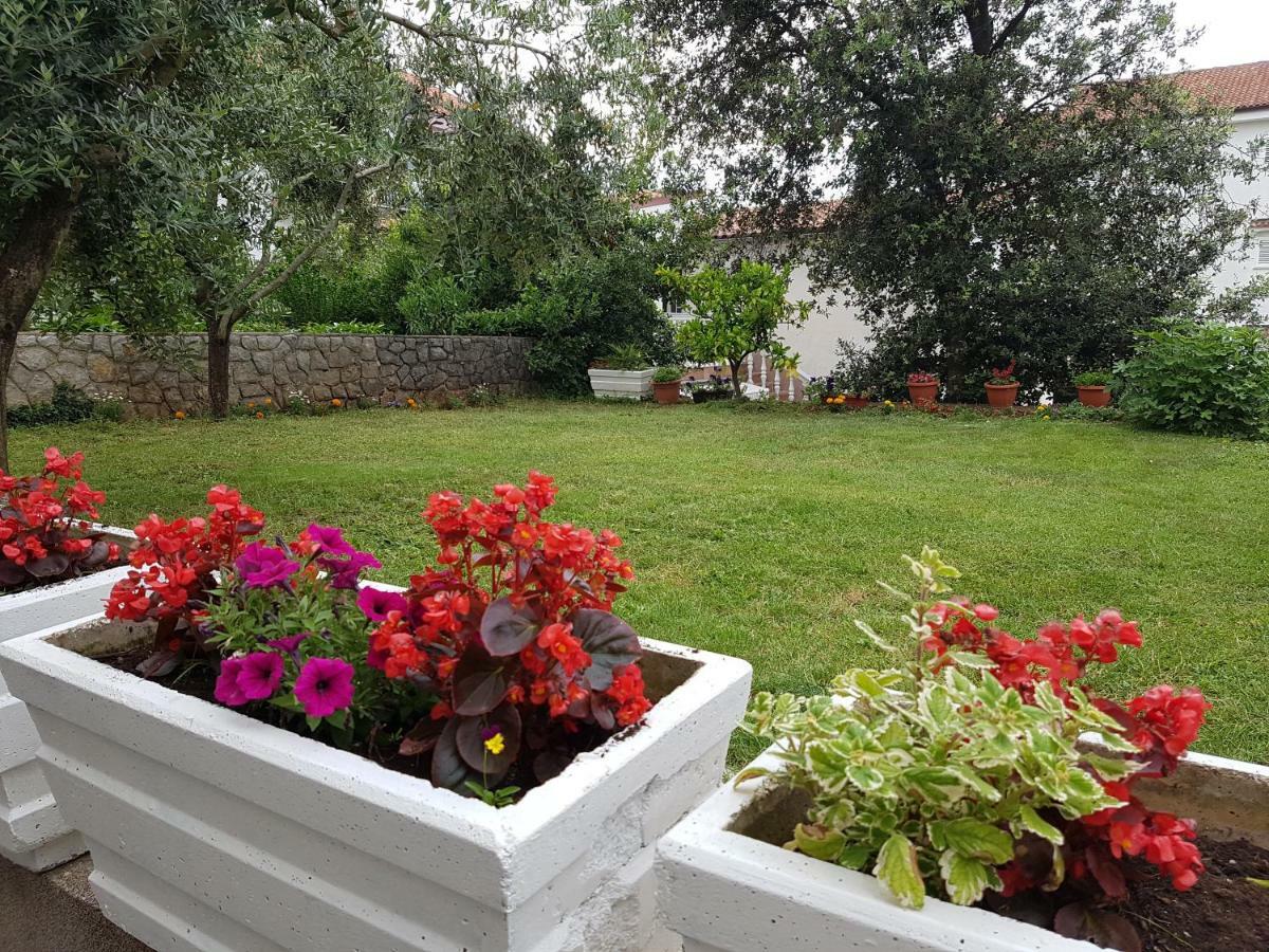 Villa Rea Malinska Luaran gambar