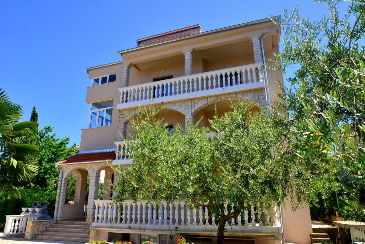 Villa Rea Malinska Luaran gambar